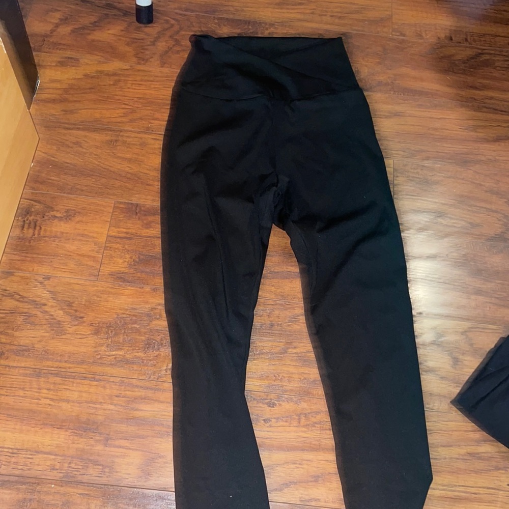 Tight fitted workout leggings, XS.